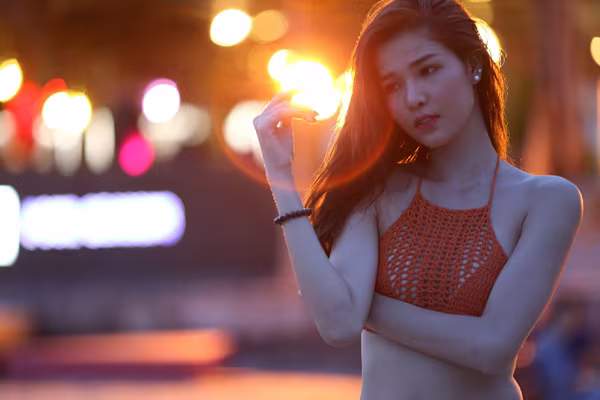 Điệp vụ chân dài: Xôn xao dư luận Kỳ Hân dùng tình đổi vai nữ chính ảnh 8