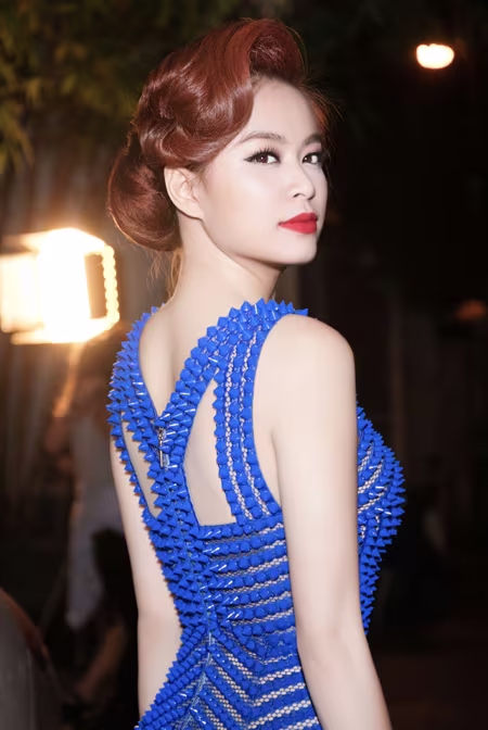 Hoàng Thuỳ Linh "hút mắt" với phong cách trình diễn máu lửa ảnh 2