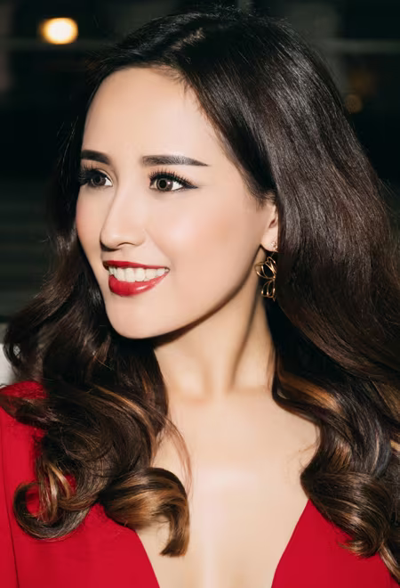 Mai Phương thuý cực gợi cảm với phong cách trang điểm mới ảnh 7 Mai Phương thuý cực gợi cảm với phong cách trang điểm mới ảnh 7