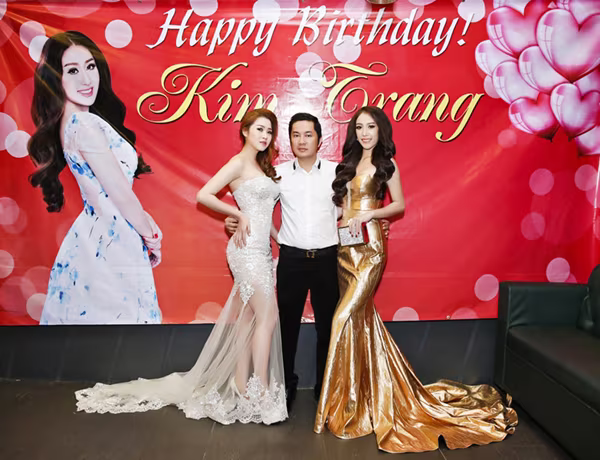 Ca sĩ Ngọc Trân Anh lộng lẫy dự tiệc sinh nhật MC Kim Trang ảnh 3 Ca sĩ Ngọc Trân Anh lộng lẫy dự tiệc sinh nhật MC Kim Trang ảnh 3