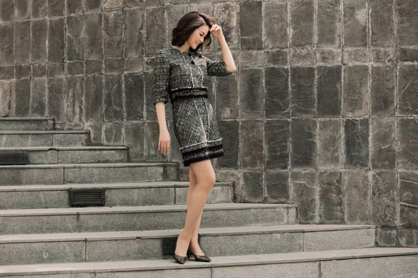 MC Thanh Mai chân trần thẳng tắp xuống phố ngày đông ảnh 5 MC Thanh Mai chân trần thẳng tắp xuống phố ngày đông ảnh 5