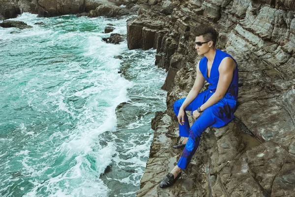 Hồng Quế diện bikini gợi cảm bên Vĩnh Thuỵ đầy phong cách ảnh 5