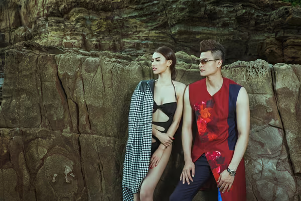 Hồng Quế diện bikini gợi cảm bên Vĩnh Thuỵ đầy phong cách ảnh 3