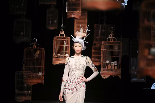 VFW Thu Đông 2016: Tiếng chim hót cùng Haute Couture ảnh 14 VFW Thu Đông 2016: Tiếng chim hót cùng Haute Couture ảnh 14