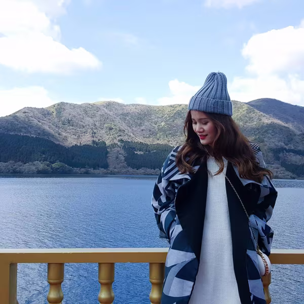 Quán quân Hương Ly lần đầu "mang chuông đi đánh xứ người" ảnh 2 Quán quân Hương Ly lần đầu "mang chuông đi đánh xứ người" ảnh 2