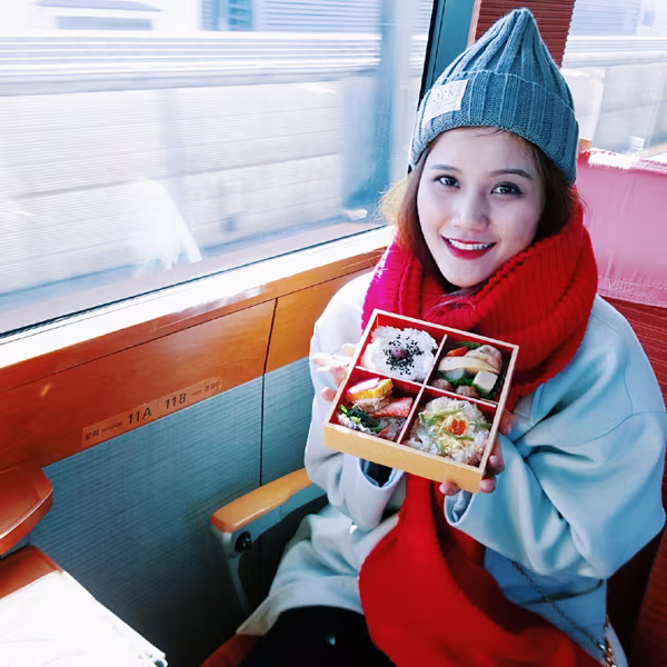 Quán quân Hương Ly lần đầu "mang chuông đi đánh xứ người" ảnh 7 Quán quân Hương Ly lần đầu "mang chuông đi đánh xứ người" ảnh 7