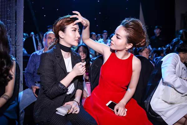 Yến Trang, Yến Nhi đối lập phong cách tại "Bước nhảy hoàn vũ" ảnh 5 Yến Trang, Yến Nhi đối lập phong cách tại "Bước nhảy hoàn vũ" ảnh 5