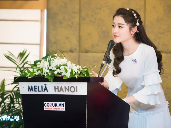 Á hậu Huyền My chia sẻ kỷ niệm du học tại Anh quốc ảnh 5 Á hậu Huyền My chia sẻ kỷ niệm du học tại Anh quốc ảnh 5