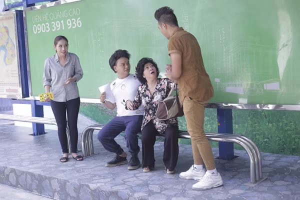 Hợp sức cùng Khả Như - Thanh Duy, Trịnh Tú Trung chọc cười khán giả ảnh 3 Hợp sức cùng Khả Như - Thanh Duy, Trịnh Tú Trung chọc cười khán giả ảnh 3