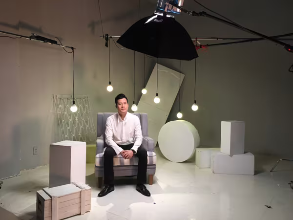 Quang Dũng thổn thức hát "Mãi mãi bên em" ảnh 1 Quang Dũng thổn thức hát "Mãi mãi bên em" ảnh 1