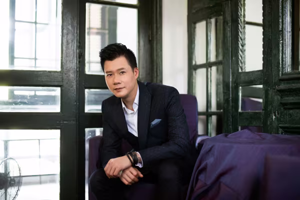 Quang Dũng thổn thức hát "Mãi mãi bên em" ảnh 7 Quang Dũng thổn thức hát "Mãi mãi bên em" ảnh 7