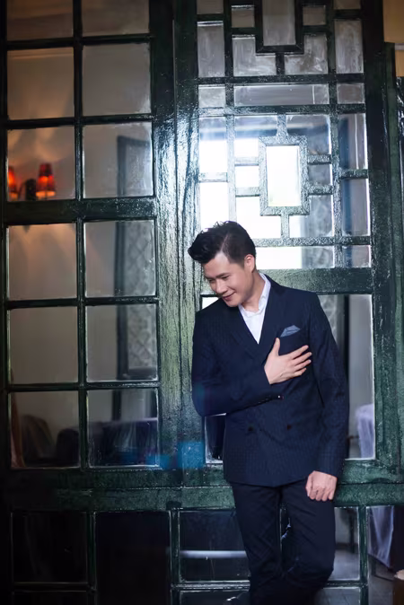 Quang Dũng thổn thức hát "Mãi mãi bên em" ảnh 9 Quang Dũng thổn thức hát "Mãi mãi bên em" ảnh 9