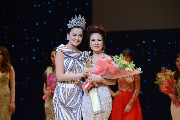 Lê Thanh Thúy đăng quang Hoa hậu Doanh nhân người Việt châu Á 2016 ảnh 3 Lê Thanh Thúy đăng quang Hoa hậu Doanh nhân người Việt châu Á 2016 ảnh 3