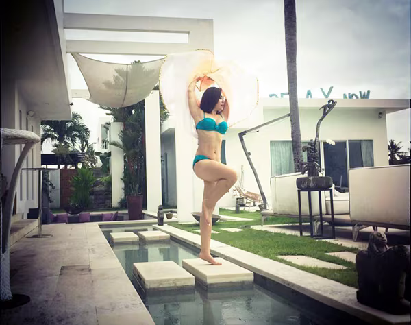 "Cô gái vàng" bellydance Việt Nam khoe "ảnh nóng" ở Bali ảnh 5 "Cô gái vàng" bellydance Việt Nam khoe "ảnh nóng" ở Bali ảnh 5