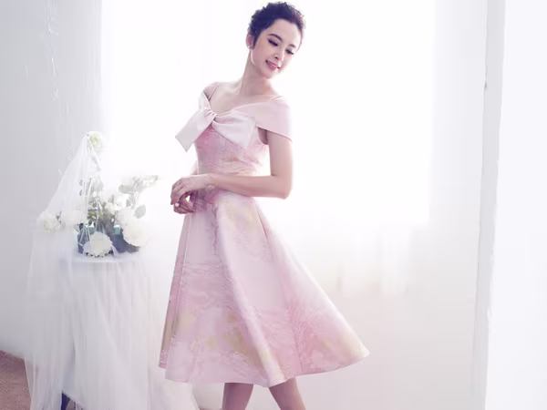 Angela Phương Trinh "ghi điểm" với vẻ đẹp ngọt ngào đầy nữ tính ảnh 7 Angela Phương Trinh "ghi điểm" với vẻ đẹp ngọt ngào đầy nữ tính ảnh 7