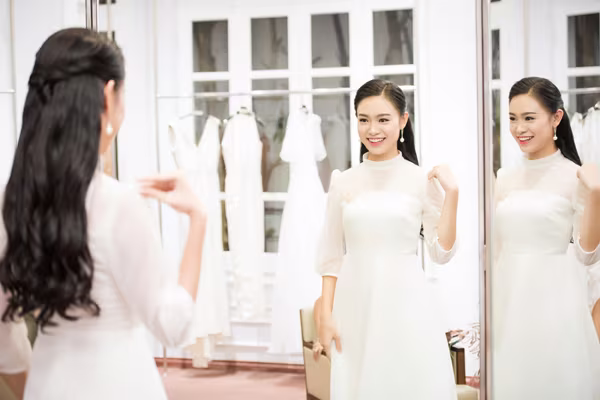 "Cô gái vàng" của Hoa hậu Việt Nam hội ngộ "đàn chị" Huyền My ảnh 5 "Cô gái vàng" của Hoa hậu Việt Nam hội ngộ "đàn chị" Huyền My ảnh 5