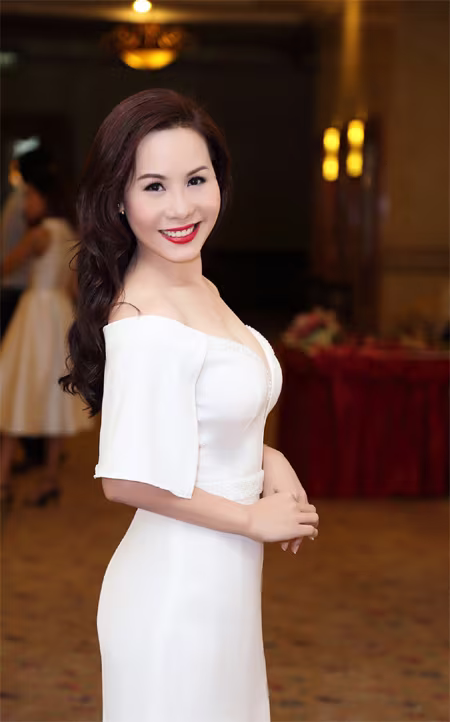Nữ hoàng doanh nhân Kim Chi đẹp rạng ngời hút ánh nhìn ảnh 6 Nữ hoàng doanh nhân Kim Chi đẹp rạng ngời hút ánh nhìn ảnh 6
