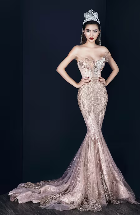 Nữ hoàng sắc đẹp toàn cầu Ngọc Duyên khoe vóc dáng "đồng hồ cát" gợi cảm ảnh 1