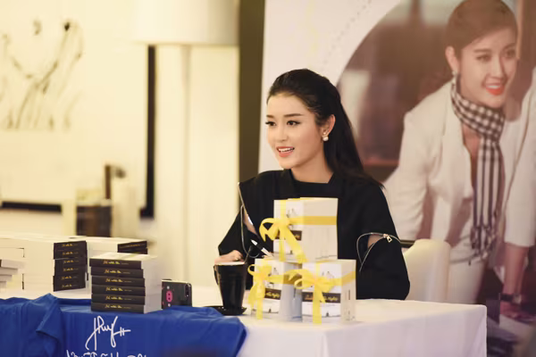 Á hậu Huyền My: "Muốn lấy chồng nhưng phải đợi duyên" ảnh 6 Á hậu Huyền My: "Muốn lấy chồng nhưng phải đợi duyên" ảnh 6