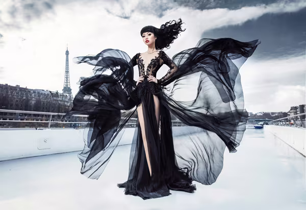Siêu mẫu Việt Nam "khuấy đảo" sàn diễn Haute Couture năm 2017 ảnh 5 Siêu mẫu Việt Nam "khuấy đảo" sàn diễn Haute Couture năm 2017 ảnh 5