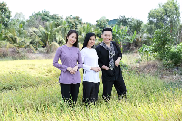 Ngỡ ngàng với hình ảnh "chân quê" của Hoa hậu Dương Kim Ánh ảnh 7 Ngỡ ngàng với hình ảnh "chân quê" của Hoa hậu Dương Kim Ánh ảnh 7