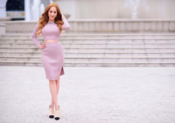 Giảm cân thành công, Khánh thi khoe đường cong gợi cảm ảnh 2