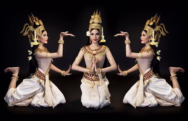 Á hậu Trương Thị May hóa thân vũ nữ Apsara gợi cảm ảnh 7 Á hậu Trương Thị May hóa thân vũ nữ Apsara gợi cảm ảnh 7