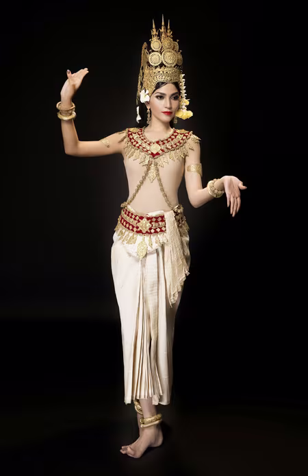 Á hậu Trương Thị May hóa thân vũ nữ Apsara gợi cảm ảnh 3 Á hậu Trương Thị May hóa thân vũ nữ Apsara gợi cảm ảnh 3