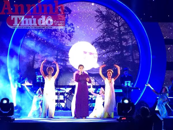 Hành trình bài ca sinh viên 2015: Phần thắng thuộc về những tiết mục xứng đáng! ảnh 7