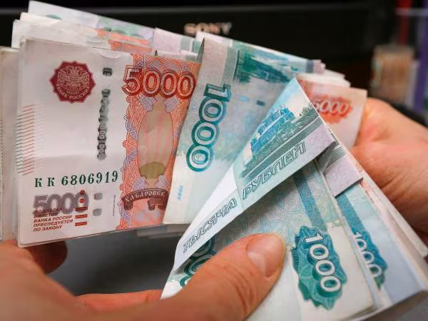 Nền kinh tế Nga tuột dốc thế nào trong năm 2015? ảnh 1 Nền kinh tế Nga tuột dốc thế nào trong năm 2015? ảnh 1