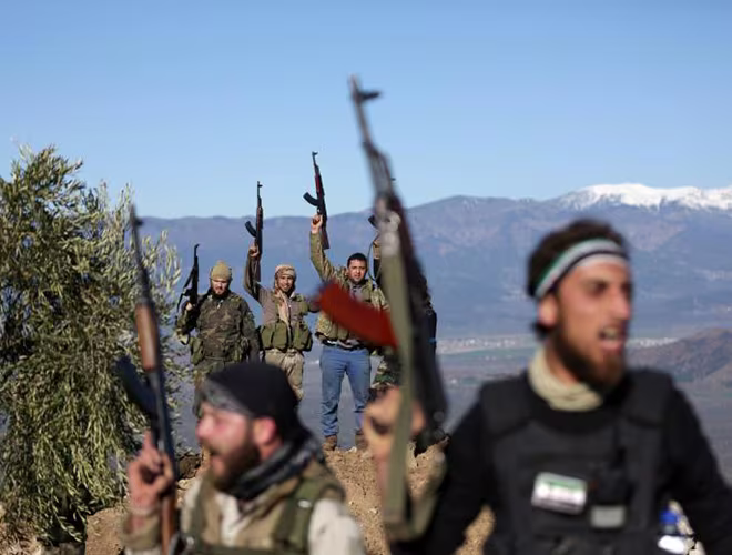 FSA đang trên đà "quét sạch" YPG ở khu vực biên giới Syria - Thổ Nhĩ Kỳ FSA đang trên đà "quét sạch" YPG ở khu vực biên giới Syria - Thổ Nhĩ Kỳ