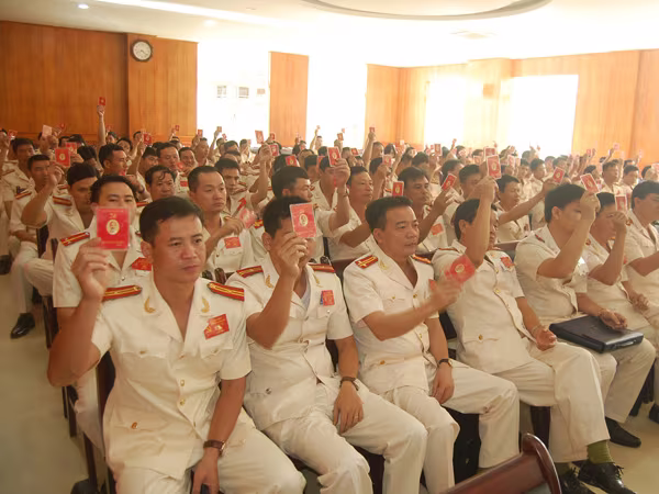 Công an Hà Nội vinh dự tổ chức Đại hội Đảng bộ điểm của thành phố ảnh 1