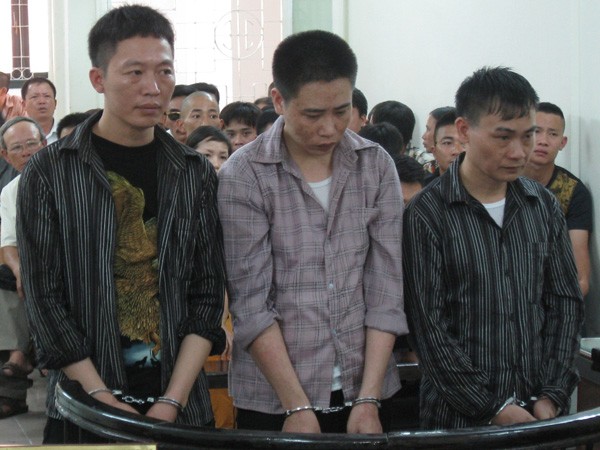 Nam sinh sa bẫy nhóm côn đồ cho vay nặng lãi ảnh 1 Nam sinh sa bẫy nhóm côn đồ cho vay nặng lãi ảnh 1