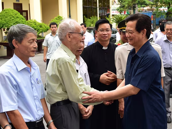 Mở cửa để tạo sức ép, để cạnh tranh và vươn lên ảnh 1