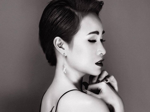 Ca sĩ Uyên Linh: Tôi thấy mình đang đi vừa sức! ảnh 1 Ca sĩ Uyên Linh: Tôi thấy mình đang đi vừa sức! ảnh 1