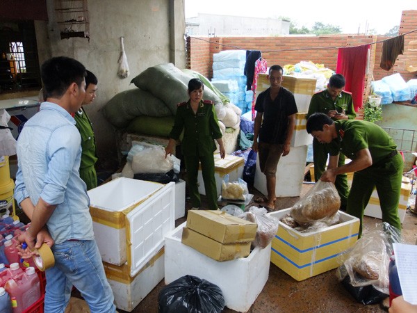 Đắk Lắk: Phát hiện nhiều loại thực phẩm không có nguồn gốc ảnh 1 Đắk Lắk: Phát hiện nhiều loại thực phẩm không có nguồn gốc ảnh 1