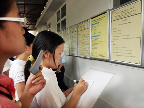 Gần 300.000 cử nhân đang thất nghiệp ảnh 1 Gần 300.000 cử nhân đang thất nghiệp ảnh 1