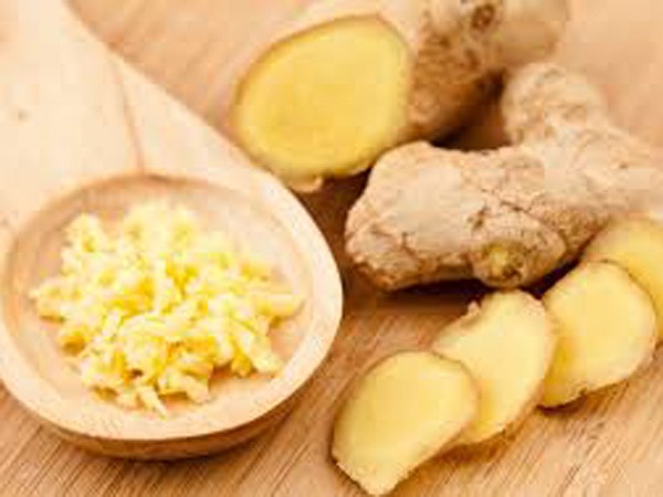 Đau bụng kinh có thể chườm bằng gừng ảnh 1 Đau bụng kinh có thể chườm bằng gừng ảnh 1