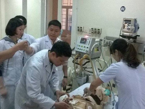 Công an Hà Tĩnh vào cuộc điều tra nguyên nhân vụ sập giàn giáo ở Formosa ảnh 5 Công an Hà Tĩnh vào cuộc điều tra nguyên nhân vụ sập giàn giáo ở Formosa ảnh 5