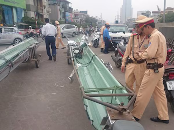 “Chế”, “độ” lại xe là vi phạm pháp luật ảnh 1 “Chế”, “độ” lại xe là vi phạm pháp luật ảnh 1