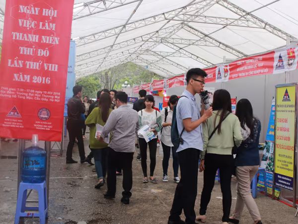 Gần 3.500 chỉ tiêu tuyển dụng việc làm cho thanh niên ảnh 2 Gần 3.500 chỉ tiêu tuyển dụng việc làm cho thanh niên ảnh 2