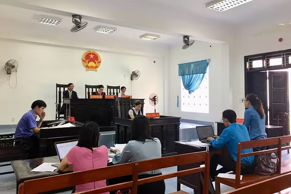 Mạnh tay xử lý doanh nghiệp chây ỳ, đẩy lùi nợ đọng bảo hiểm xã hội ảnh 1 Mạnh tay xử lý doanh nghiệp chây ỳ, đẩy lùi nợ đọng bảo hiểm xã hội ảnh 1