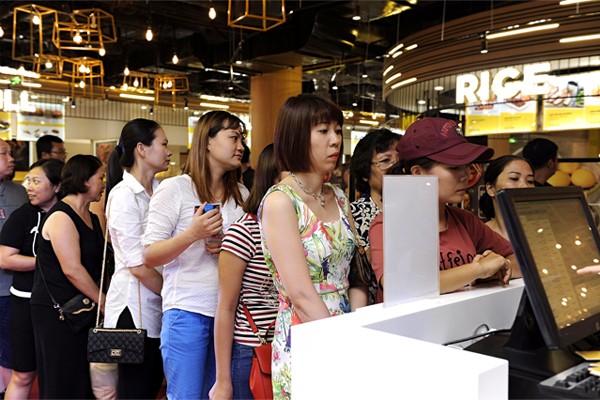 Theo chân tín đồ ẩm thực Hà thành "ăn cả thế giới" tại Food Story ảnh 3 Theo chân tín đồ ẩm thực Hà thành "ăn cả thế giới" tại Food Story ảnh 3