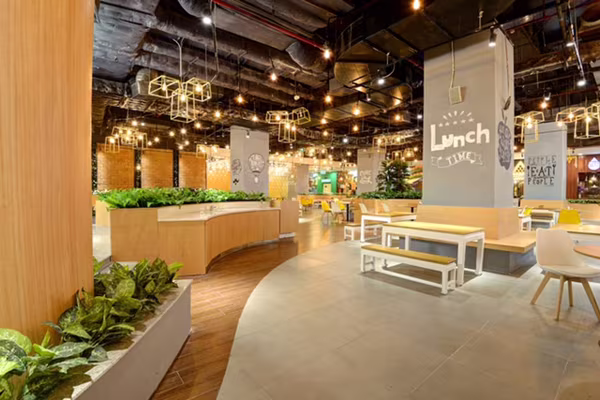 Theo chân tín đồ ẩm thực Hà thành "ăn cả thế giới" tại Food Story ảnh 6