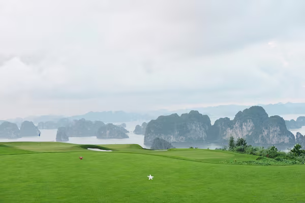 Ngắm sân FLC Ha Long Golf Club trước giờ khai mạc giải KLF Golf Tournament 2017 ảnh 3 Ngắm sân FLC Ha Long Golf Club trước giờ khai mạc giải KLF Golf Tournament 2017 ảnh 3