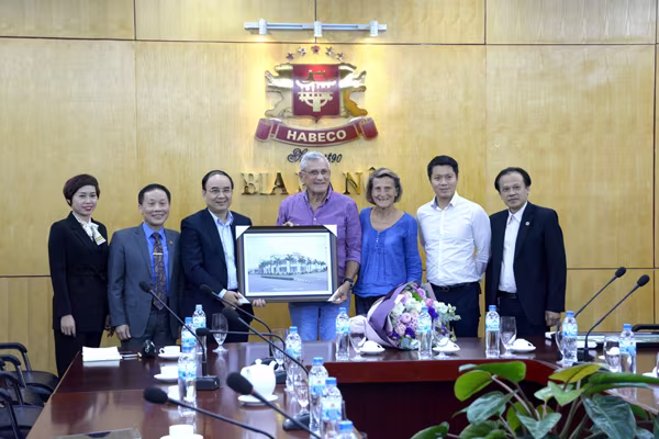 Giá trị lịch sử thương hiệu Bia Hà Nội qua câu chuyện của gia đình Hommel ảnh 1 Giá trị lịch sử thương hiệu Bia Hà Nội qua câu chuyện của gia đình Hommel ảnh 1