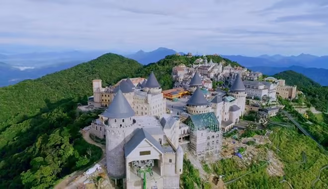 Cha con Hoài Linh – Sam hợp tác phá "đại án" showbiz Việt ảnh 11