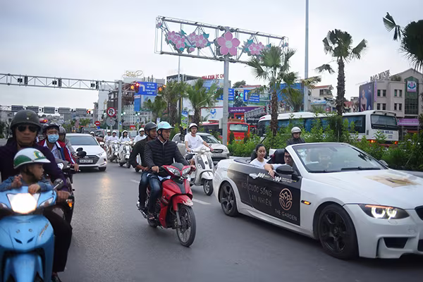 Sôi động loạt roadshow quảng bá biệt thự Royal Park - Hạ Long ảnh 2 Sôi động loạt roadshow quảng bá biệt thự Royal Park - Hạ Long ảnh 2