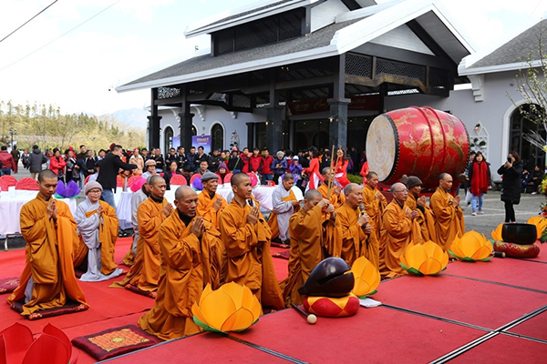 Lên kế hoạch du xuân tới những lễ hội lớn nhất miền Bắc ảnh 5 Lên kế hoạch du xuân tới những lễ hội lớn nhất miền Bắc ảnh 5