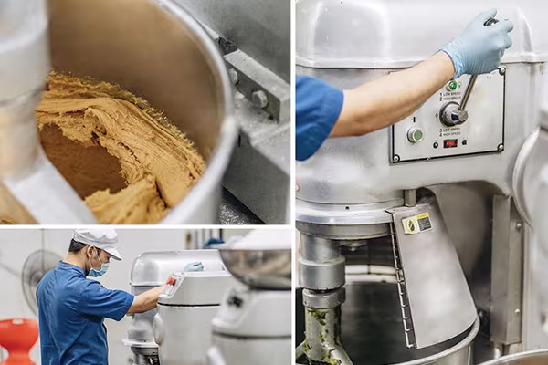 Bánh Trung thu cao cấp VinMart Cook được sản xuất kỳ công như thế nào? ảnh 2 Bánh Trung thu cao cấp VinMart Cook được sản xuất kỳ công như thế nào? ảnh 2